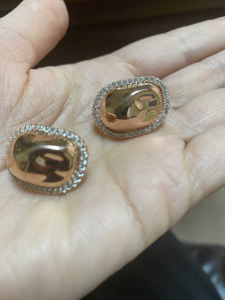 Roz Taşlı Bombeli Küpe