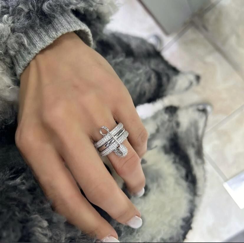 Çengelli Taşlı Yüzük