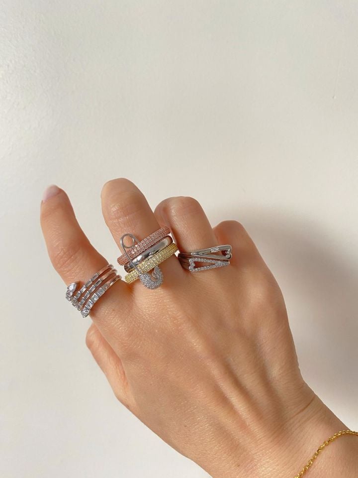 Çengelli Taşlı Yüzük