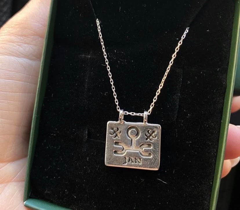 Wored Rozet- Kolye ( Koruyucu Muhafız)