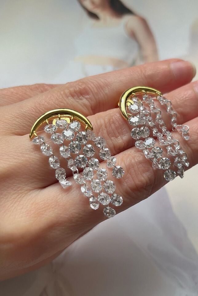 Kristal Taşlı Küpe