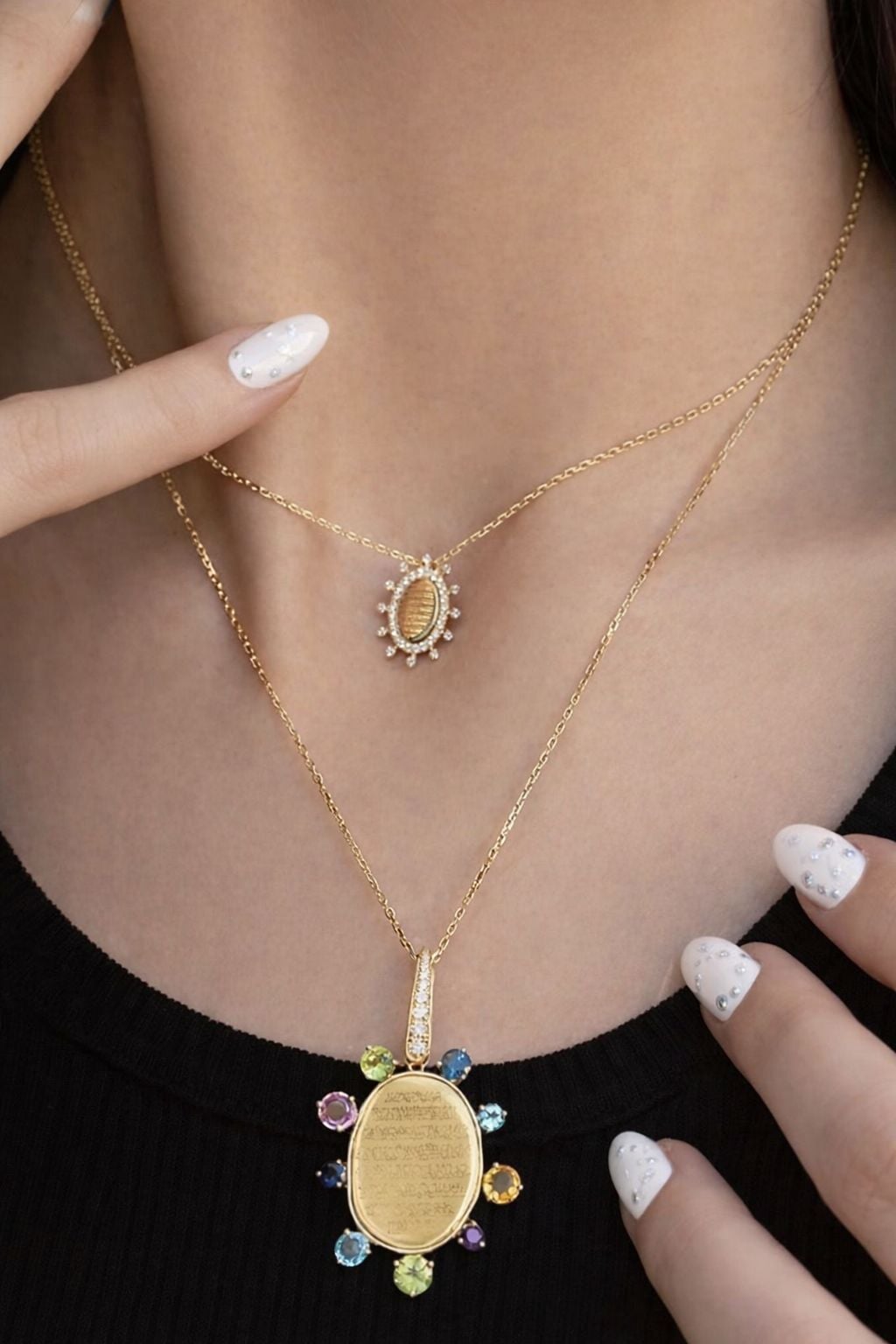 Renkli Taş Detaylı Ayetel Kürsi Kolye