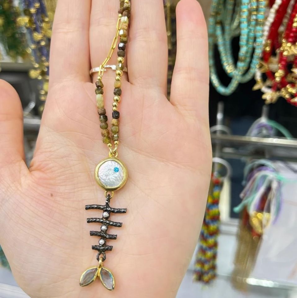 Balık Taşlı Kolye