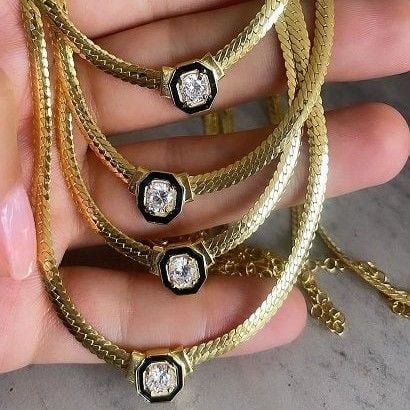 Taşlı Hasır Kolye