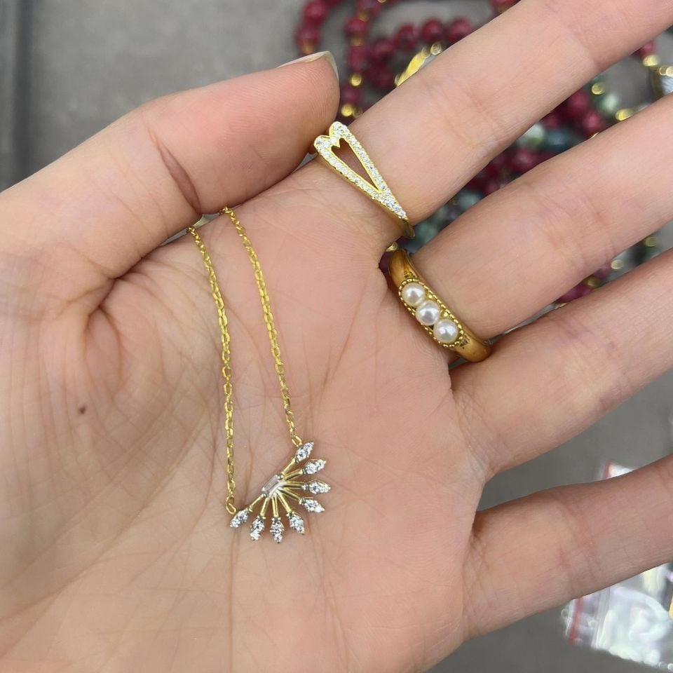 Taşlı Nart Kolye